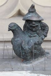 Gołebnik (Pigeon-keeper) dwarf, Wroclaw