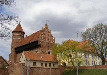 Замок Варминских епископов, Ольштын