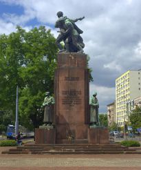 Памятник советско-польскому братству по оружию, Варшава