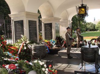 Tomb of the Unknown Soldier, Warsaw