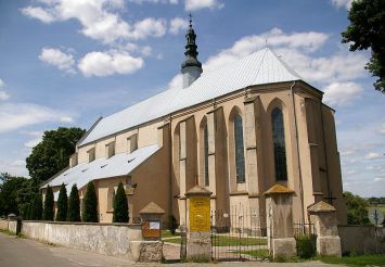 Приходская церковь Успения Пресвятой Девы Марии и Святого Станислава, Бодзентын