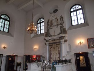 Great Synagogue, Leczna