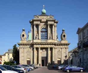 Церковь Успения Божией Матери и Святого Иосифа, Варшава