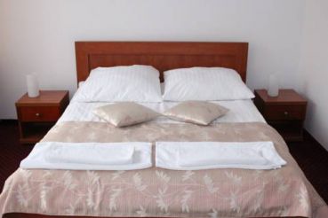 Большой двухместный номер c 1 кроватью или 2 отдельными кроватями
