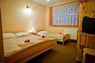 One-Bedroom Apartment (5 Adults)