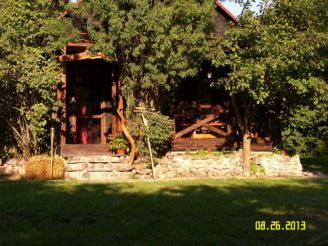 Bungalow with Garden View