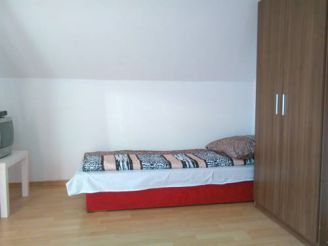 Triple Room with Shared Bathroom