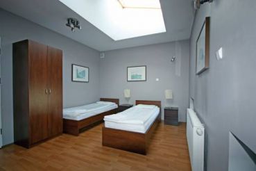 Standard Twin Room with Shared Bathroom