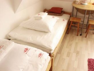 Deluxe Twin Room with Balcony